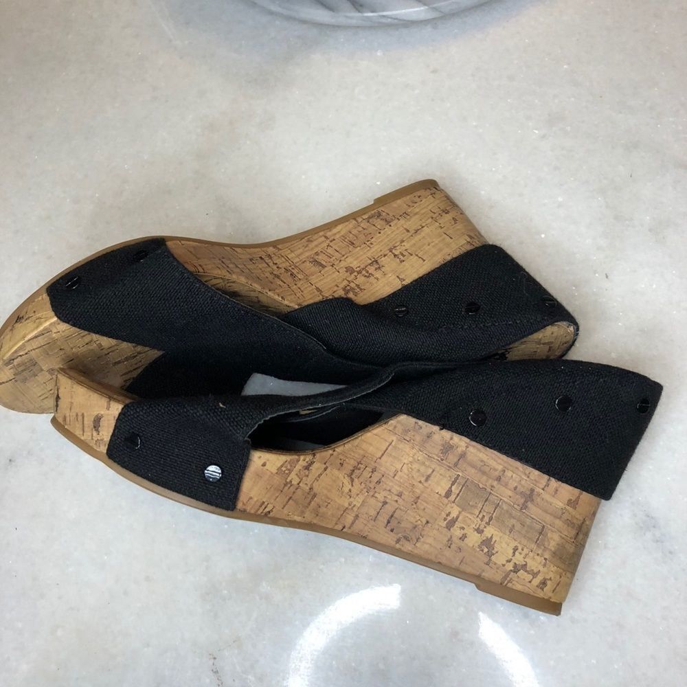Coach and Four black strap wedge sandals size 10 - Picture 5 of 10